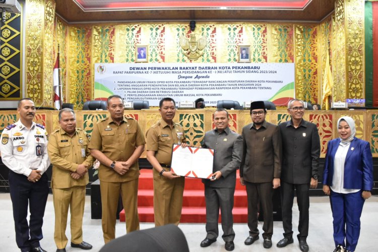 Rancangan Peraturan Daerah (Ranperda) Pajak dan Retribusi Kota Pekanbaru Telah Diparipurnakan