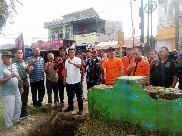 Lurah Simalingkar B Letakkan Batu Pertama Pembangunan Tugu Selamat Datang di Perbatasan Medan Tuntungan – Kwala Bekala